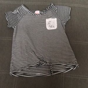Cute striped girls M 7-8  tee